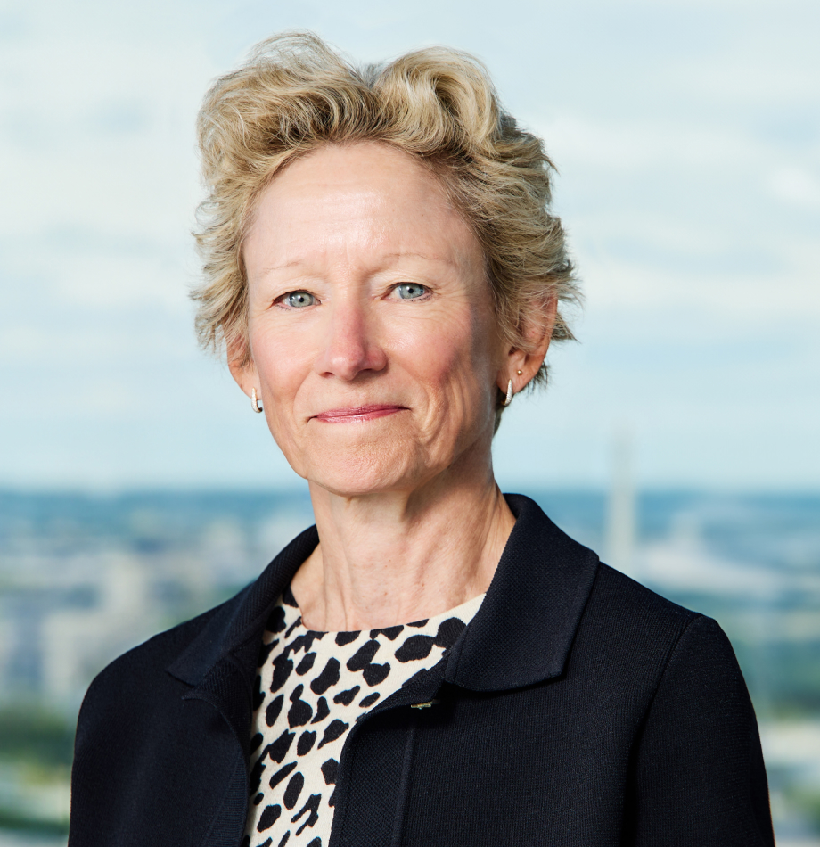 Louise-Sams-Bio-Photo